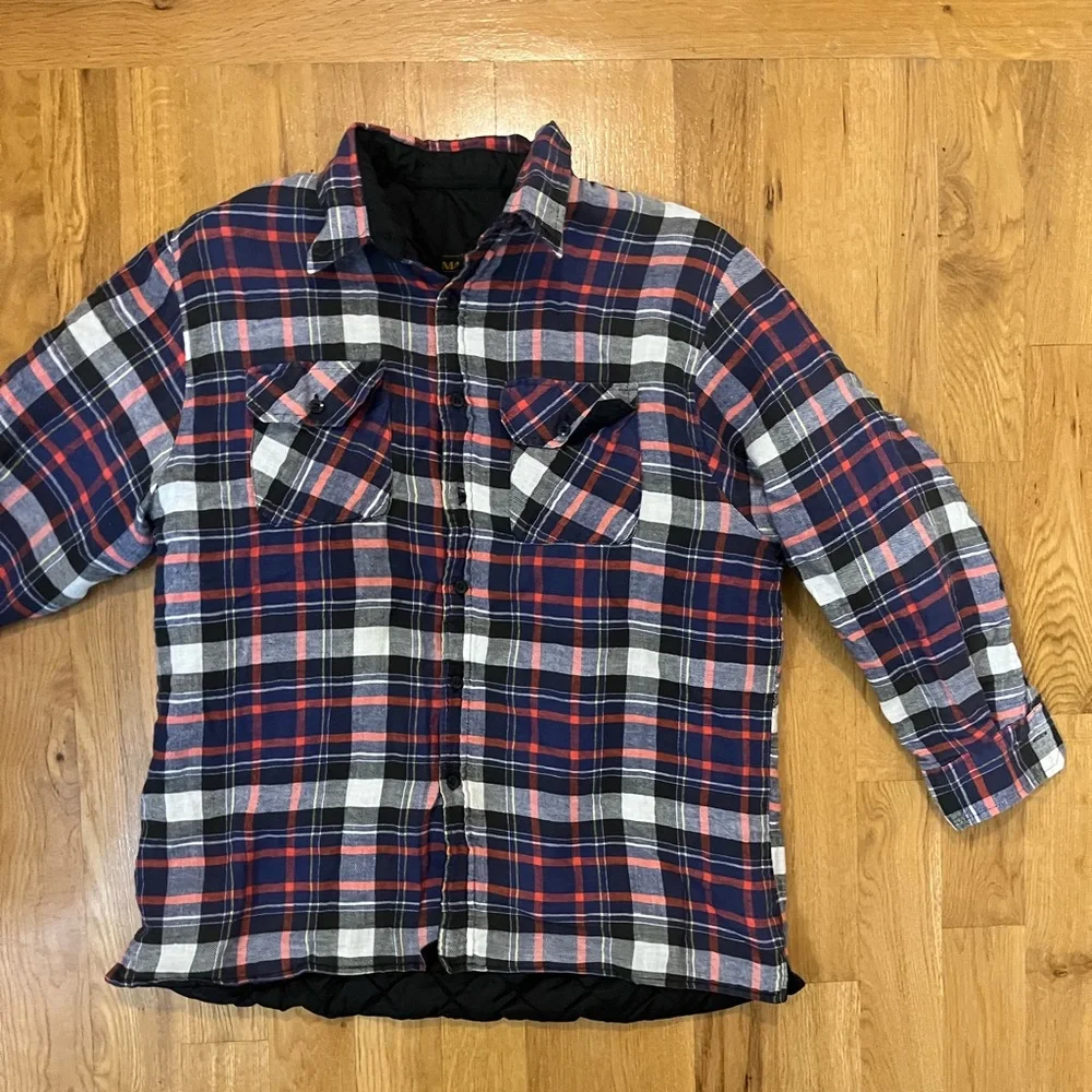 Men’s Flannel over shirt with quilted lining. Size XL - Picture 4 of 6